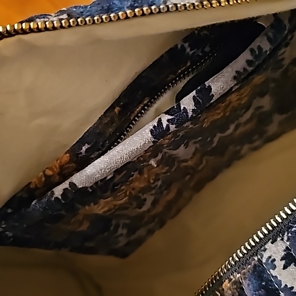 Sezane Inoui Travel Bowling Bag with Cosemtic and Toiletry Bag Blue Gold Gray - Picture 8 of 8